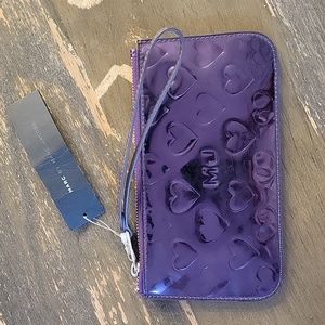 COPY - 🫐Marc Jacob's Wristlet NWT 🫐